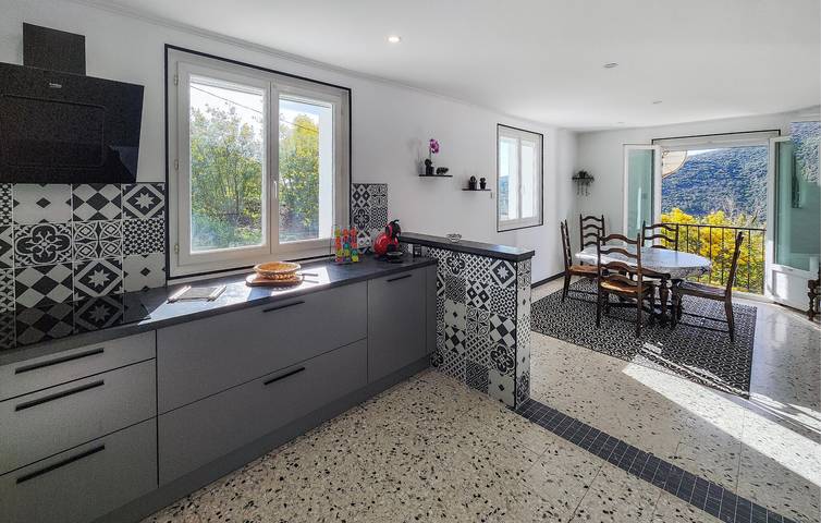 Location de vacances pour 4 personnes, avec jardin et terrasse à Berlou - 2