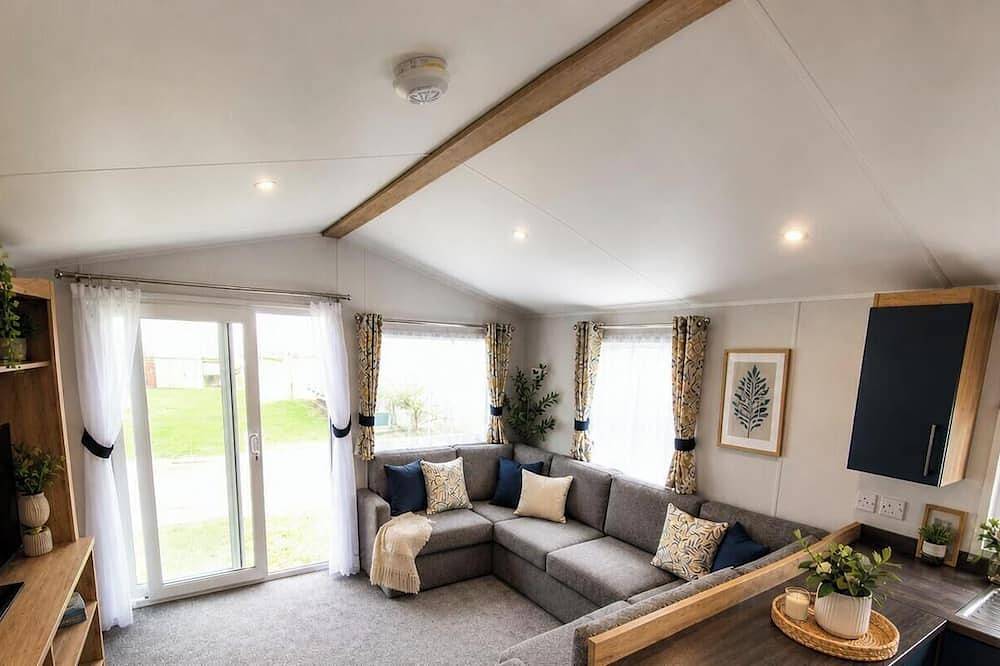 Mkrj Premium  - Parkdean Camber Sands - sleeps 8 -En Suit- Pet Friendly - sp in Camber Sands, Camber