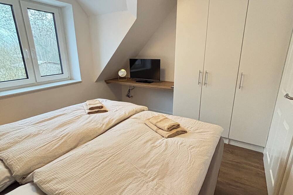 Neubau-Ferienhaus in Emden mit moderner Einrichtung für bis zu 6 Personen in Emden, Ostfriesland