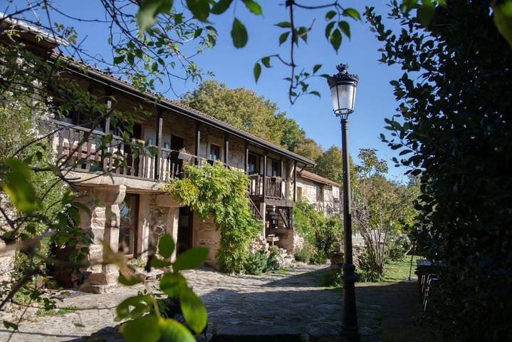 Casa rural para 4 personas, con Terraza además de Jardín y Vistas en Provincia de Orense