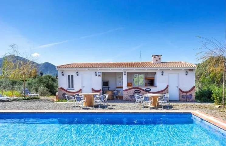 Chalet para 6 personas, con piscina además de vistas y jardín, Se admiten mascotas - 1