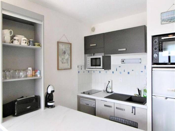 Gîte pour 4 personnes, avec terrasse, adapté aux familles dans Plage de Landrezac - 4
