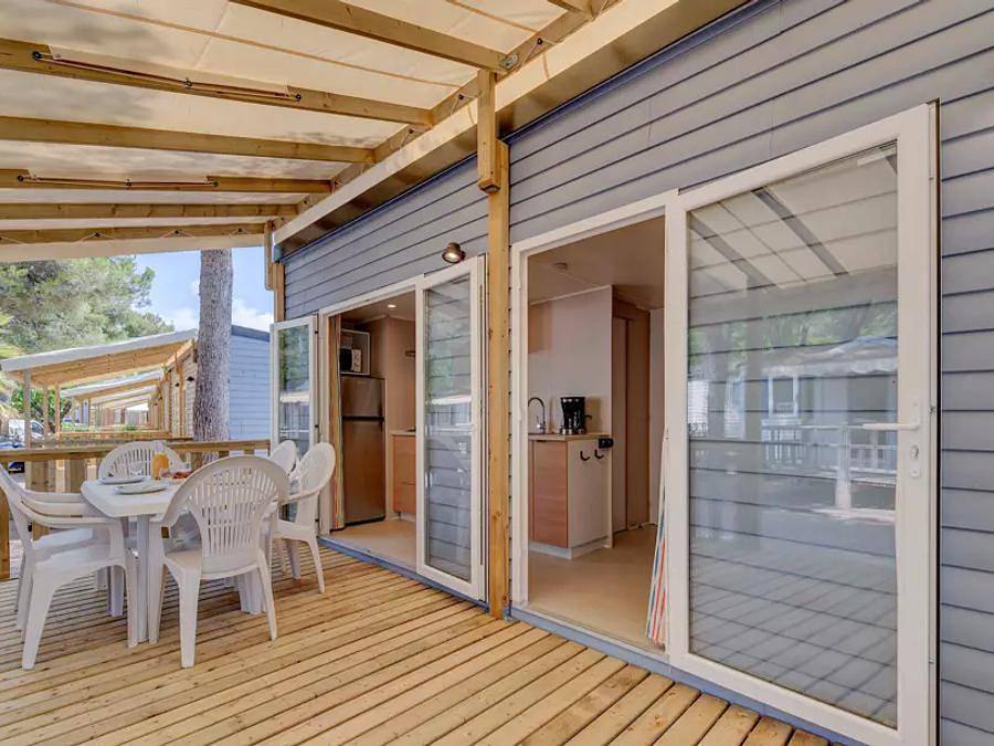 Hu Park Albatros Village - Mobilheim 4 personen - Mobilheim | Comfort | 2 Zi. | 4 Pers. | Erhöhte Terrasse | Klim. in San Vincenzo, Etruskische Küste