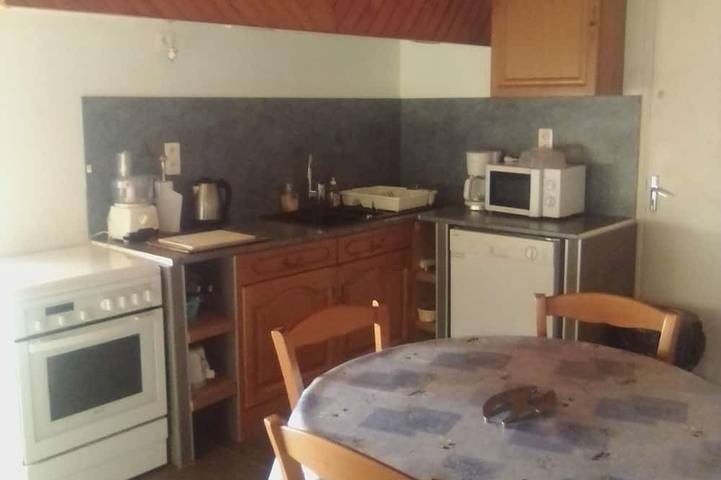 Gîte pour 5 personnes, avec jardin à Les Vignes - 3