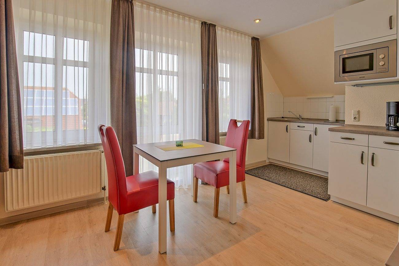 Ganze Ferienwohnung, Ferienwohnungen Strandhafer & Sanddorn - Fw "Sanddorn" - Heinrich-Tiarks-Straße 10 in Horumersiel, Wangerland