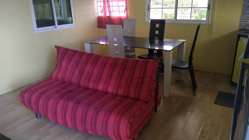 Appartement de vacances pour 4 personnes, avec terrasse et vue, animaux acceptés