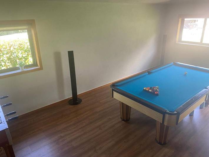 Maison d’hôte pour 2 personnes, avec vue et piscine ainsi que jardin et balcon