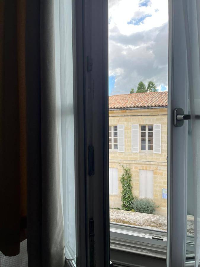 Location de vacances pour 2 personnes, avec jardin et balcon à Castillon-la-Bataille - 2