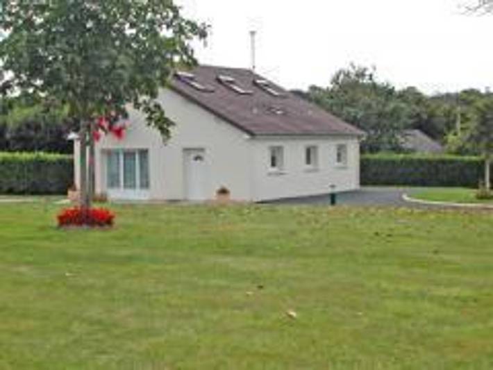 Gîte pour 6 personnes, avec jardin dans Rampan