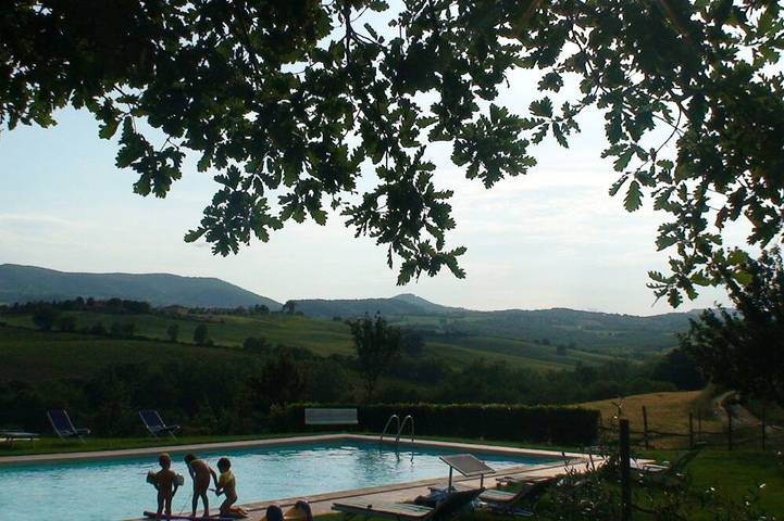 Agriturismo für 4 Personen, mit Whirlpool und Garten sowie Pool in der Toskana