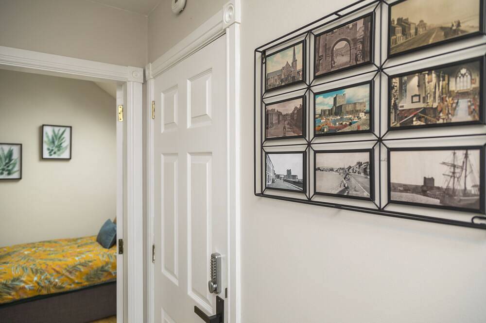 Ferienhaus-Eigenes Badezimmer-Hütte-Meerblick-Two Bedroom in Carrickfergus, Nordirland