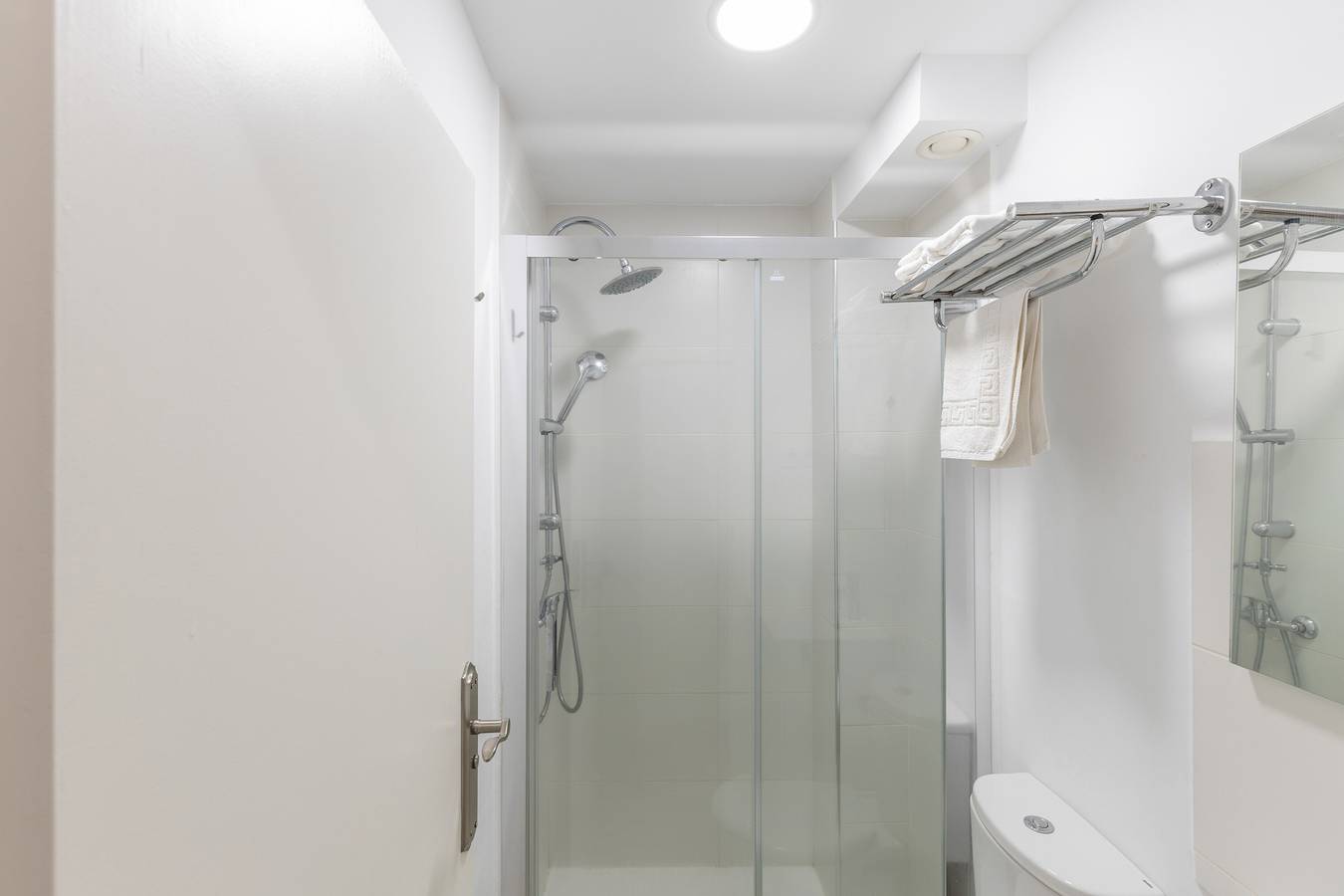 Room 5 Interior with Wi-Fi and Air Conditioning in Tejeda, North Gran Canaria