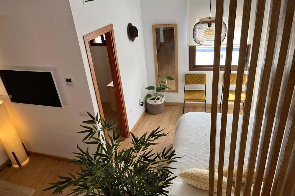 Entire apartment, Duplex with private terrace and parking 15 minutes from Seville in Dos Hermanas, Sevilla Province