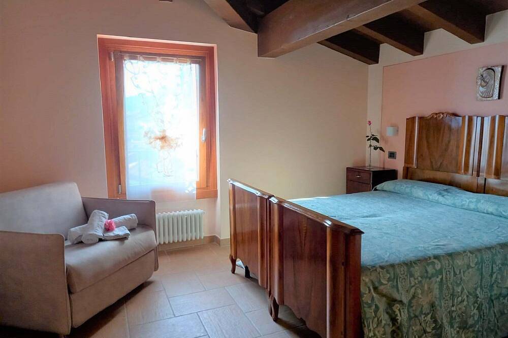Ganze Wohnung, Wohnung am Iseosee mit herrlicher Aussicht in Vello (Marone), Gemeinde Marone