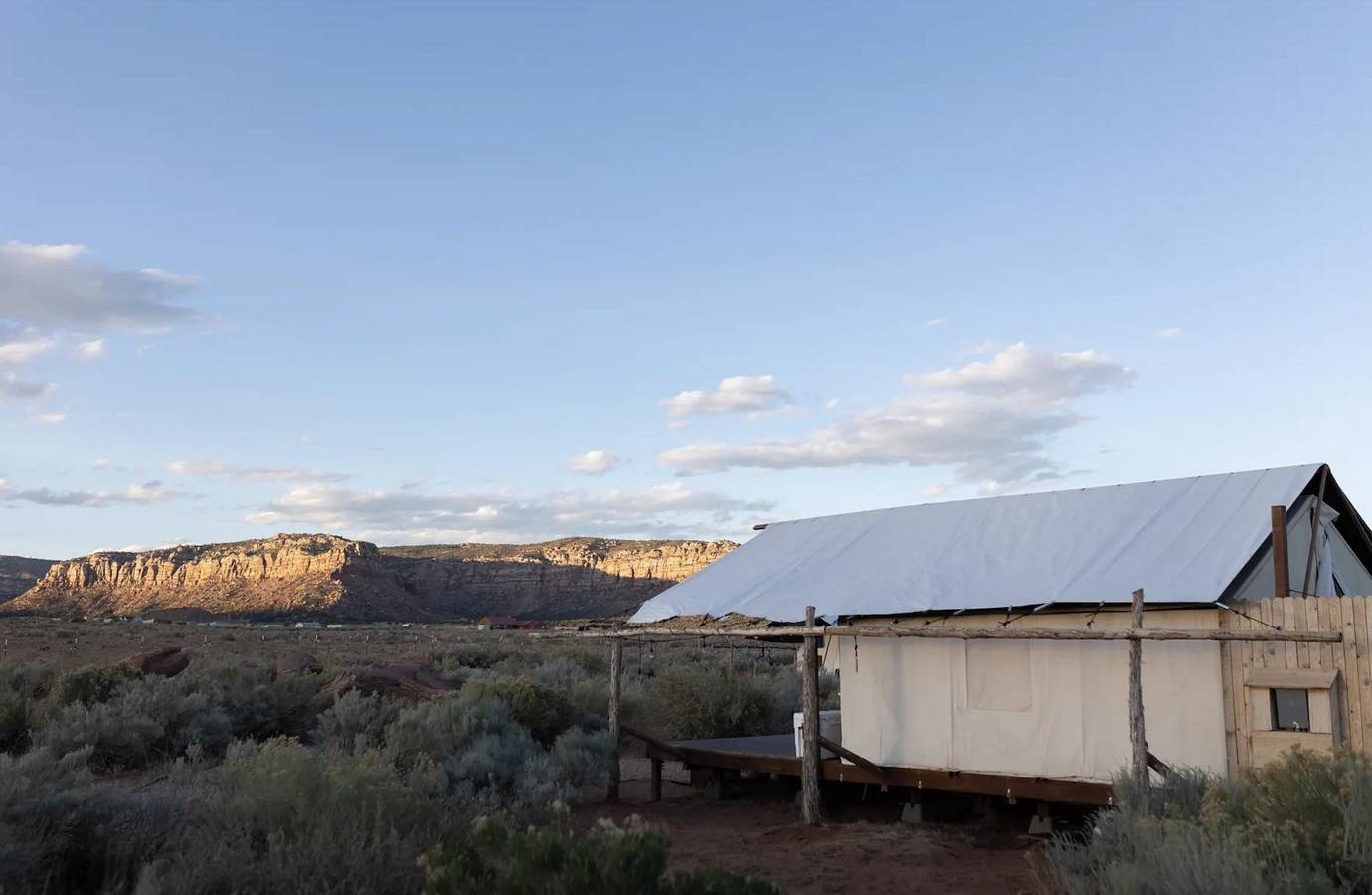 Glamp Tent b/w Zion & Bryce, Outdoor Shower & Wifi in Mohave County
