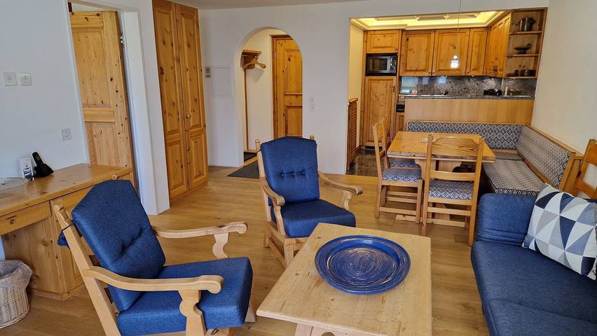 Ferienwohnung für 2 Personen, mit Garten und Seeblick sowie Sauna in Silvaplana