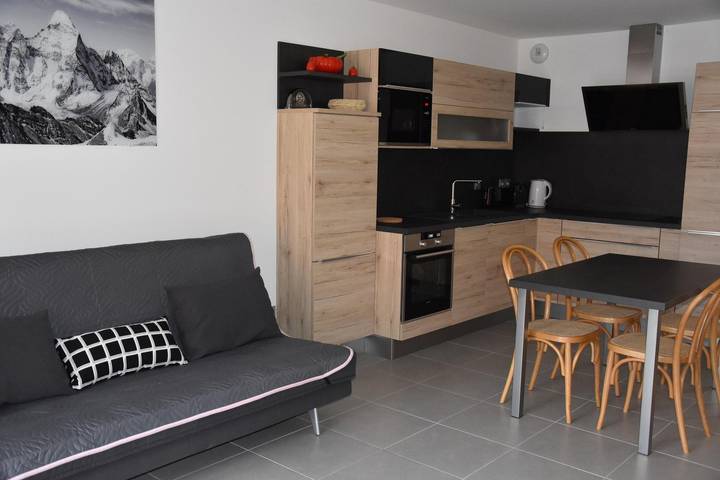 Location de vacances pour 4 personnes, avec terrasse à Bozel