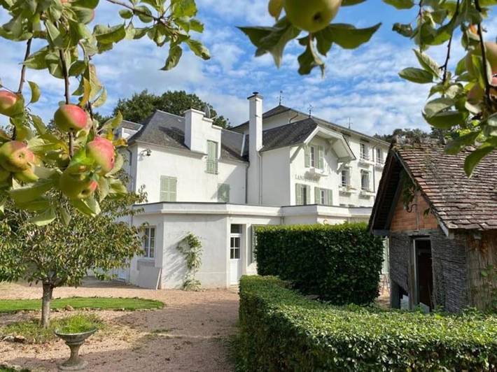 Location de vacances pour 15 personnes, avec jardin et terrasse à Saint-Honoré-les-Bains - 4