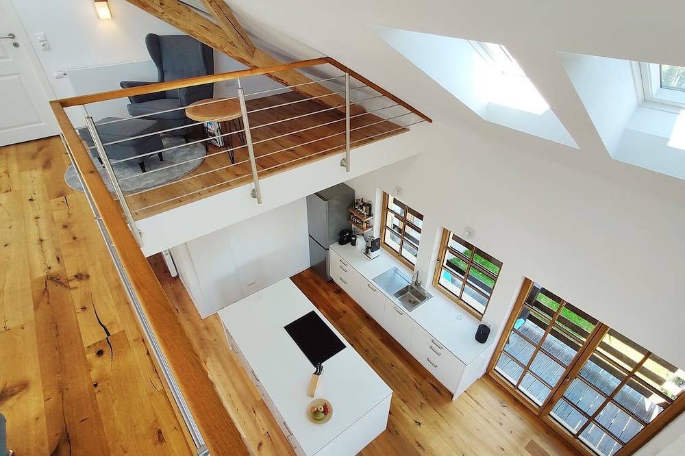 Ganze Wohnung, Exklusive, sonnige  Neubau Ferienwohnung mit dem Flair einer ehemaligen  Scheune in Görisried, Bayerisch Schwaben