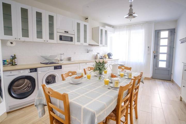 Location de vacances pour 4 personnes, avec terrasse dans Bram - 2