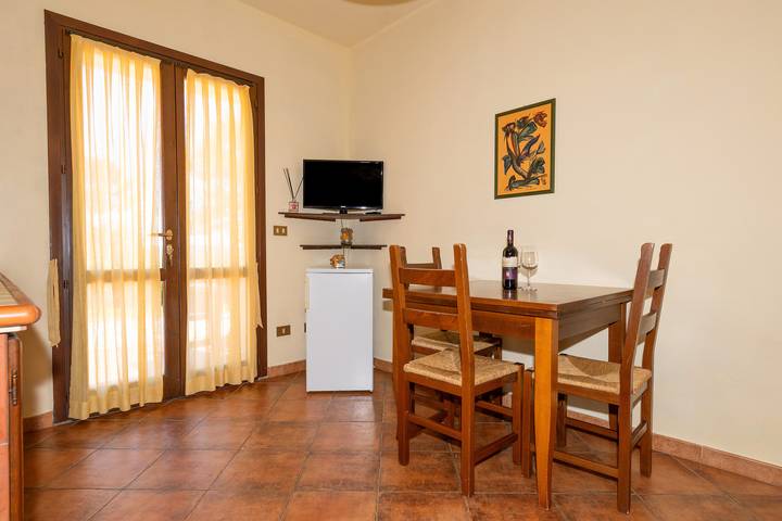 Ferienwohnung für 4 Personen, mit Garten und Kinderpool in Livorno - 3