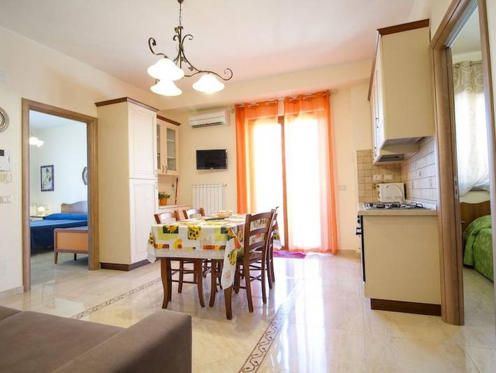 Appartamento per 6 persone, con giardino a Trecastagni