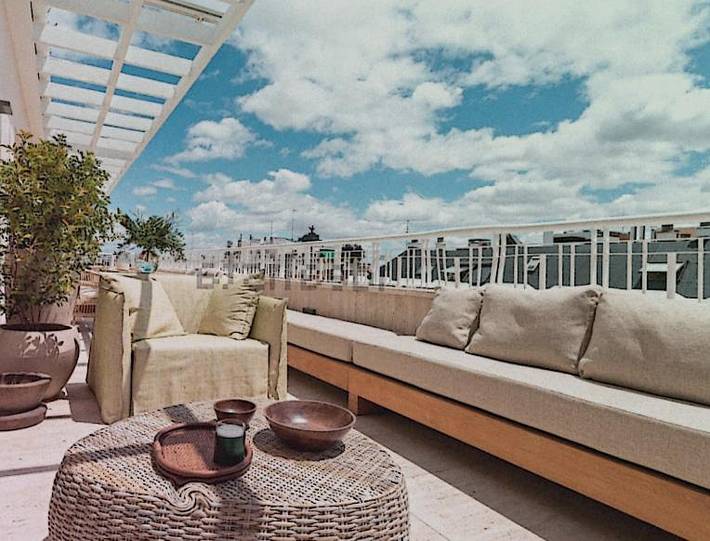 Vakantiehuis voor 4 personen, met balkon en zwembad, met huisdier in Parijs