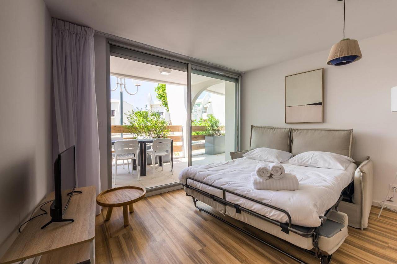 Apartment with Terrace in Le Couchant, La Grande-Motte
