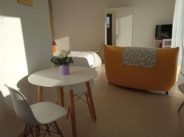 Location de vacances pour 2 personnes, avec vue et jardin à Saint-Simon-de-Bordes - 3