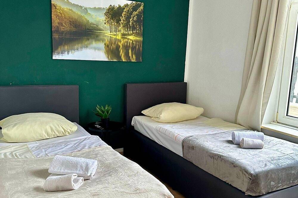 Kieler Straße 73 W2 - 3 Schlafzimmer mit 2 Bädern in Neumünster, Schleswig-Holstein Binnenland