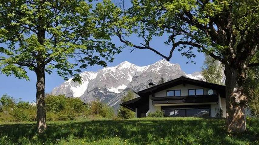 Ferienwohnung für 10 Personen, mit Balkon und Terrasse sowie Garten und Sauna in Ramsau am Dachstein - 2