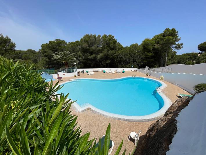 Gîte pour 5 personnes, avec jardin ainsi que vue et terrasse à Son Parc