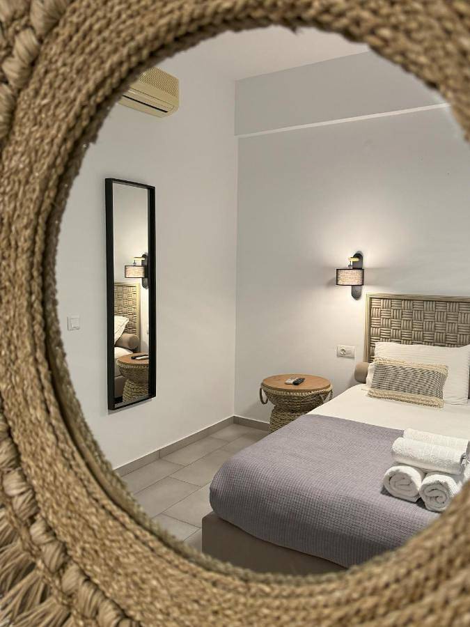 Standard Double or Twin Room with Balcony in Apollonia, Sifnos