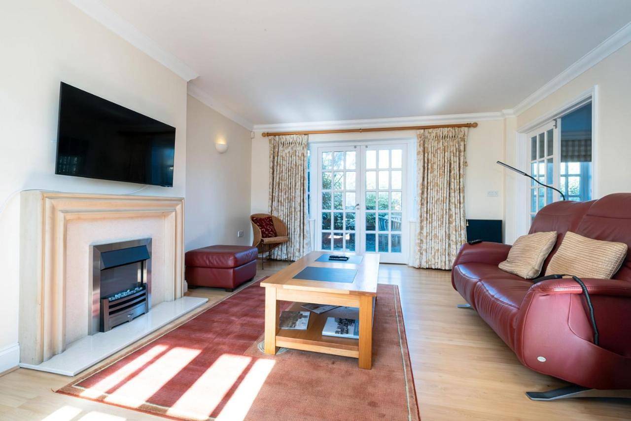 3 Sanctuary Court - Very close to famous #Thorpeness Meare and the beach - Close to Thorpeness Golf Club, Country Club and Tennis Courts - Manage by Aldeburgh Coastal Cottages in Thorpeness, Suffolk