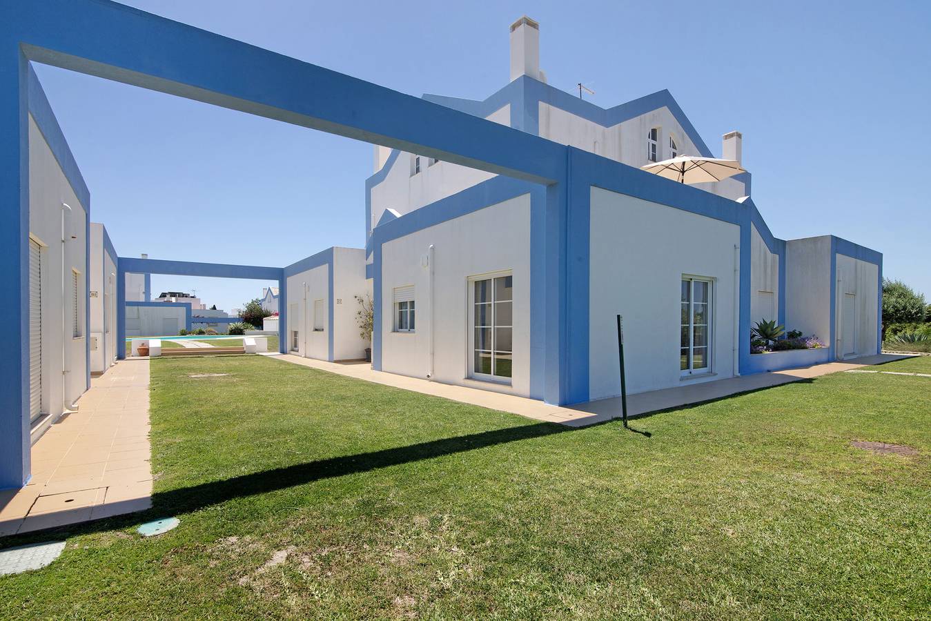 Villa 'Alto do Perogil Pool' with Mountain View, Wi-Fi, and Air Conditioning in Tavira, Tavira (Santiago)