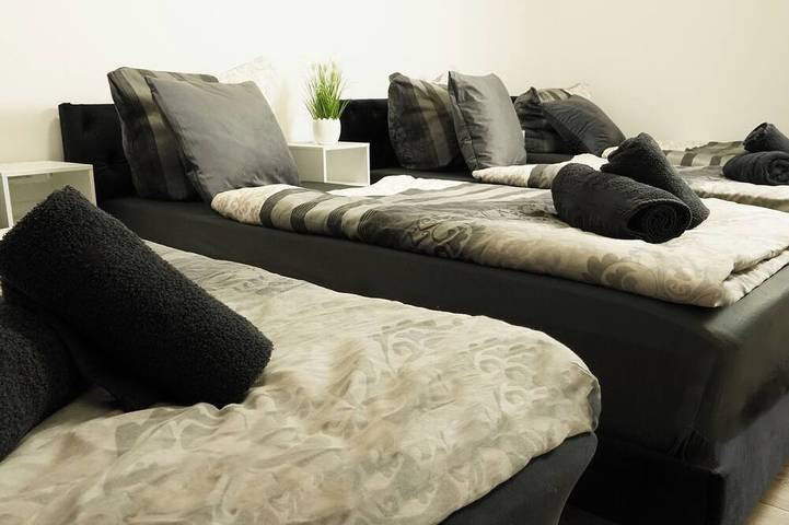 Ganze Wohnung, Ferienwohnung - modernes Heim Li-Apartments in Pforzheim, Nordschwarzwald