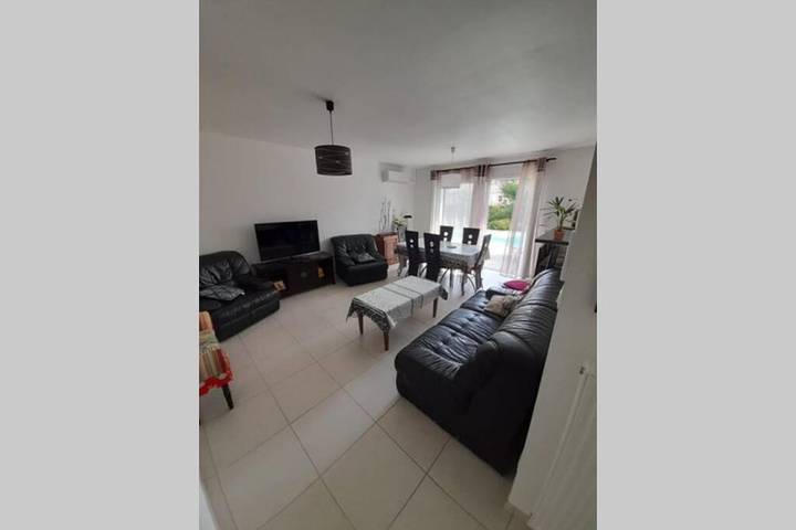 Location de vacances pour 6 personnes, avec jardin et piscine à Listrac-Médoc - 4