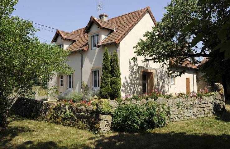 Gîte pour 6 personnes, avec Terrasse ainsi que Jardin et Vue