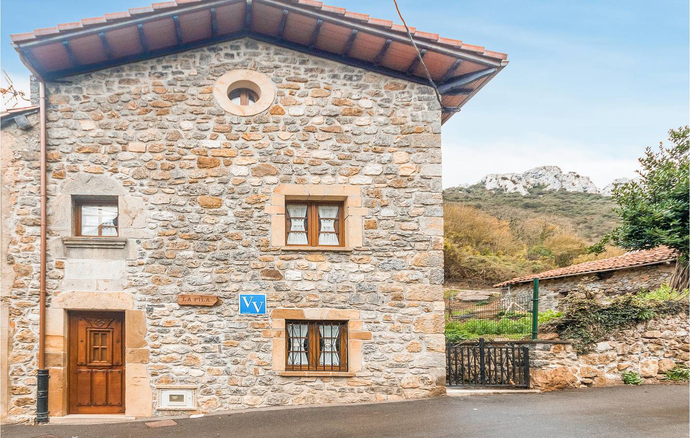 Charmant appartement de 90m² | Peñamellera Alta | Proche de la rivière et du centre ville in Trescares, Peñamellera Alta