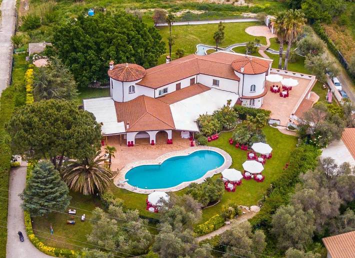 Casa vacanza per 5 persone, con Terrazza e Piscina nonché Panorama a Fonte Nuova