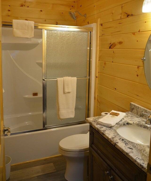 Neue Auflistung! Pearl Bear - 2 Schlafzimmer 1 Bad, Schlafen 4 in Monroe County (TN)