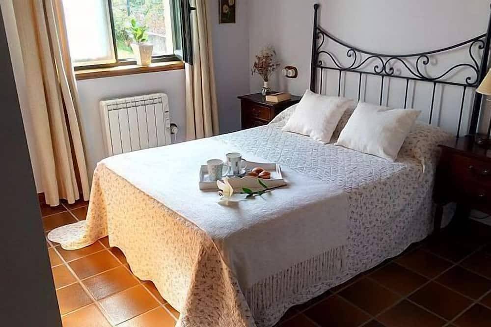 Vivienda unifamiliar de  8  o 10  personas. (Casas Cuncheiro) in Cabana de Bergantiños, Costa da Morte