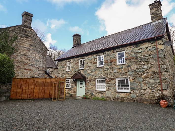 Cottage for 8 people, with garden and hot tub in Snowdonia