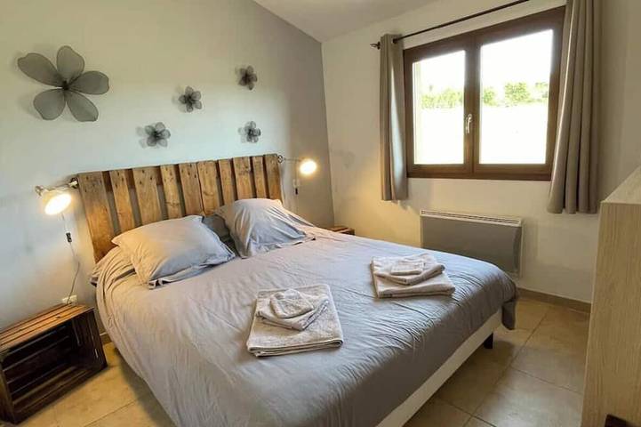 Gîte pour 2 personnes, avec piscine à Bessas - 4