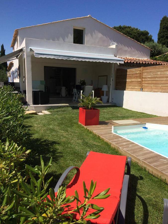 Villa voor 6 personen, with Tuin and Zwembad as well as Uitzicht in Saint-Tropez