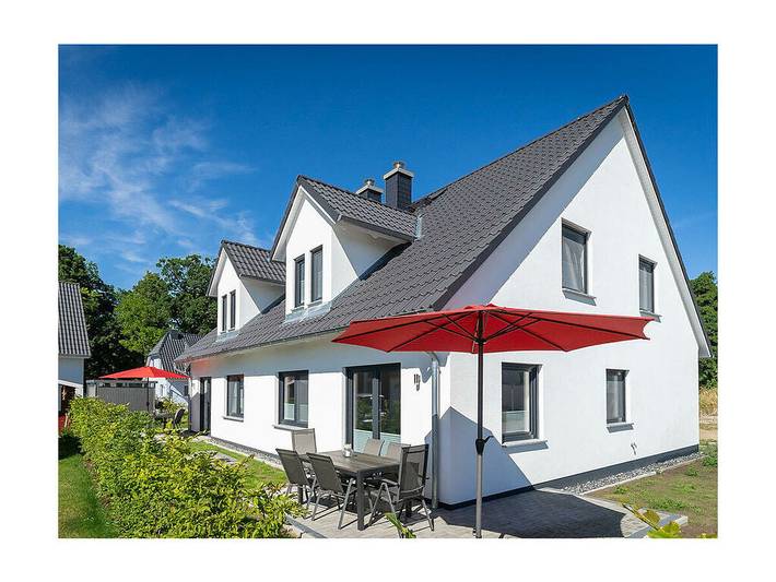 Ferienhaus für 6 Personen, mit Terrasse und Sauna in Juliusruh