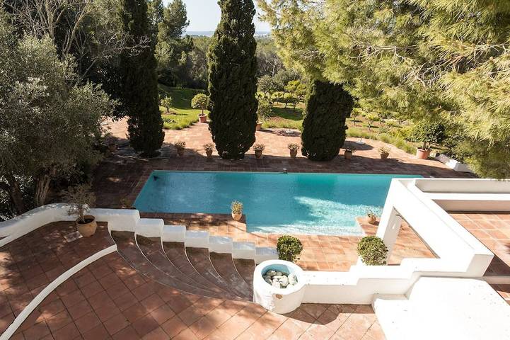 Chalet para 12 personas, con jardín y terraza en Ibiza