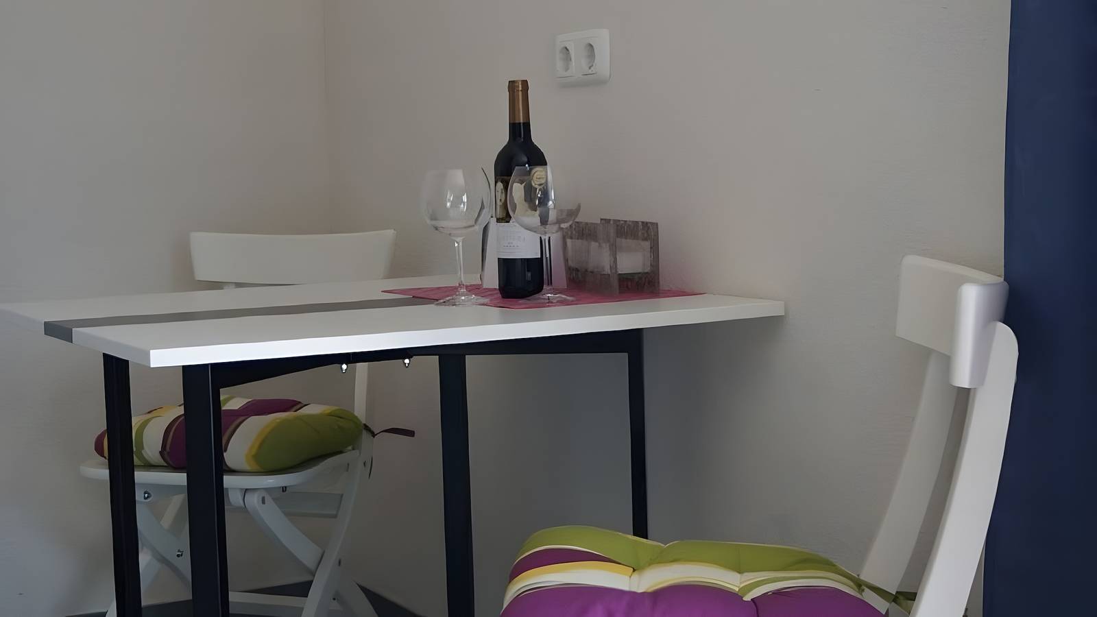 Entire apartment, Holiday Apartment for 2 Guests (25 m²) in Warnemünde (Baltic Sea Resort) in Rostock, Rostock and Surroundings