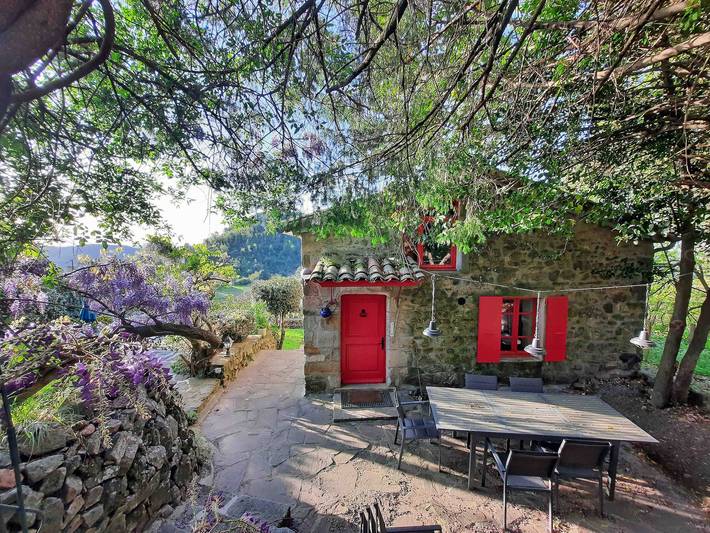 Gîte pour 7 personnes, avec piscine, animaux acceptés à Chassiers