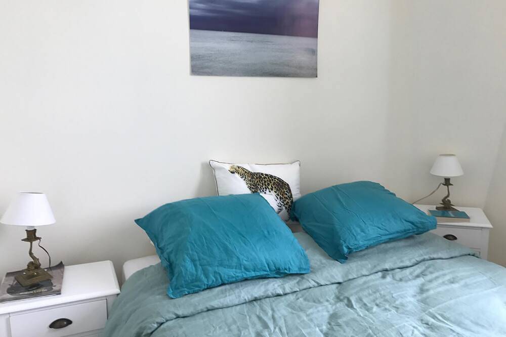 Appartement entier, Dans villa classée de bord de mer, appartement 6 p. in Villers-sur-Mer, Région de Lisieux